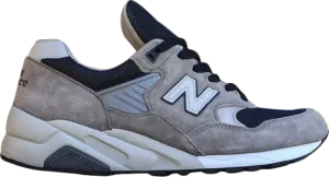 New Balance 585 sneakers, gray