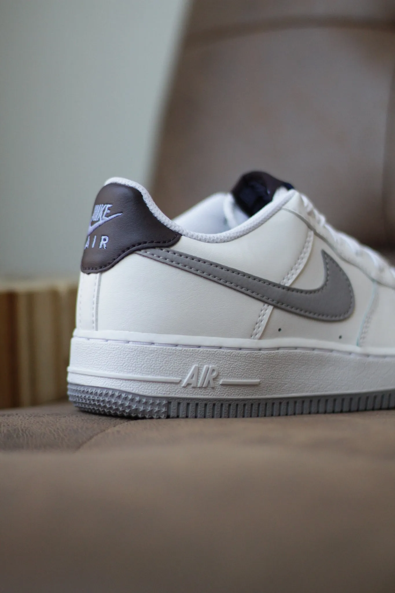 NIKE AIR FORCE 1 LE (GS) "WHITE/CEMENT GREY"